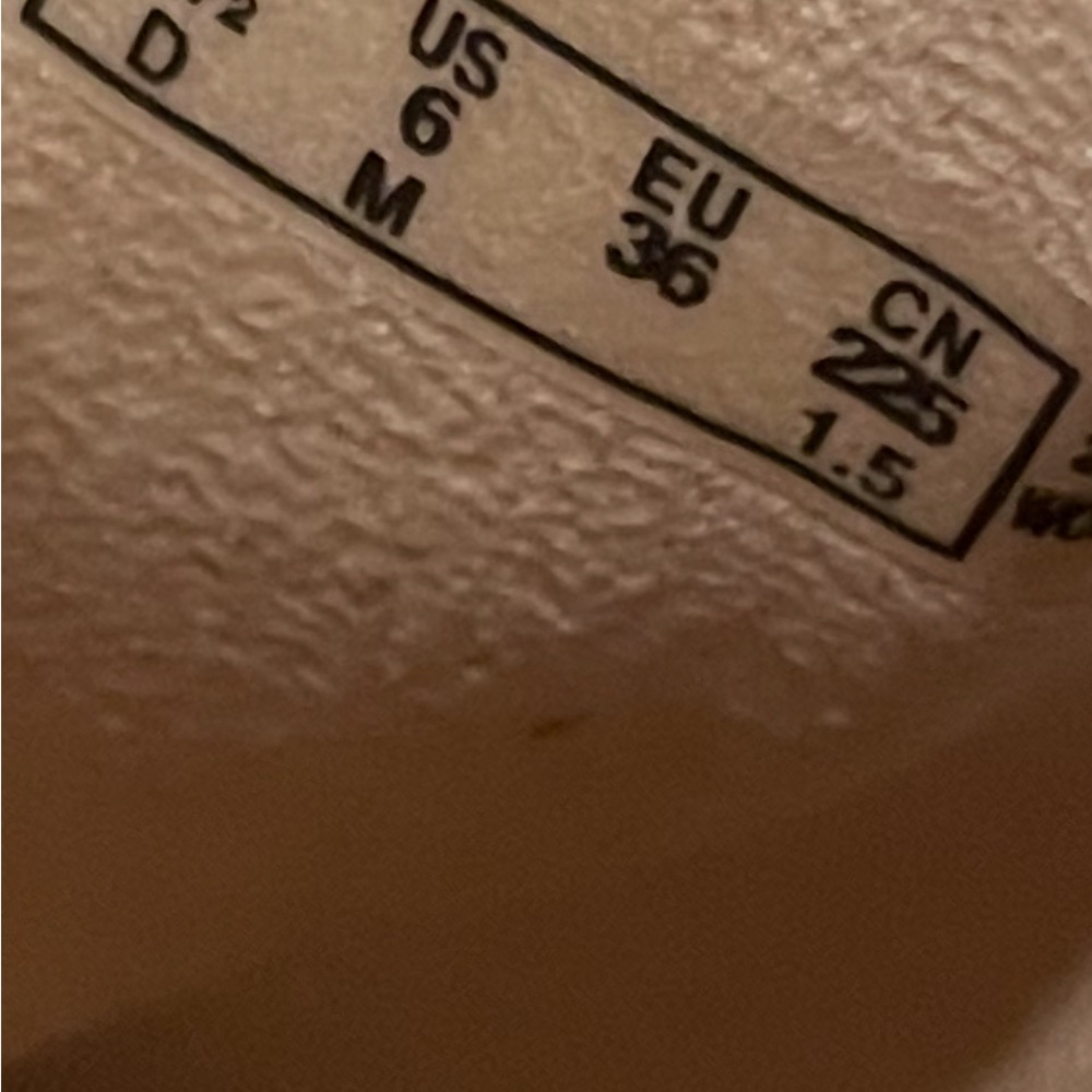 Clarks Women's Brown Leather Open-Toe Slingback Mules - Picture 4 of 11